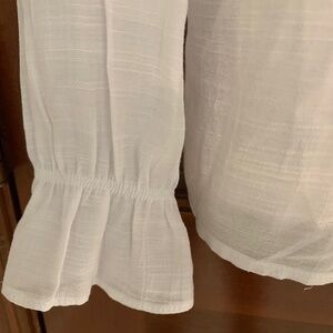 Gap Women's Cotton White long sleeve Feminine Blouse